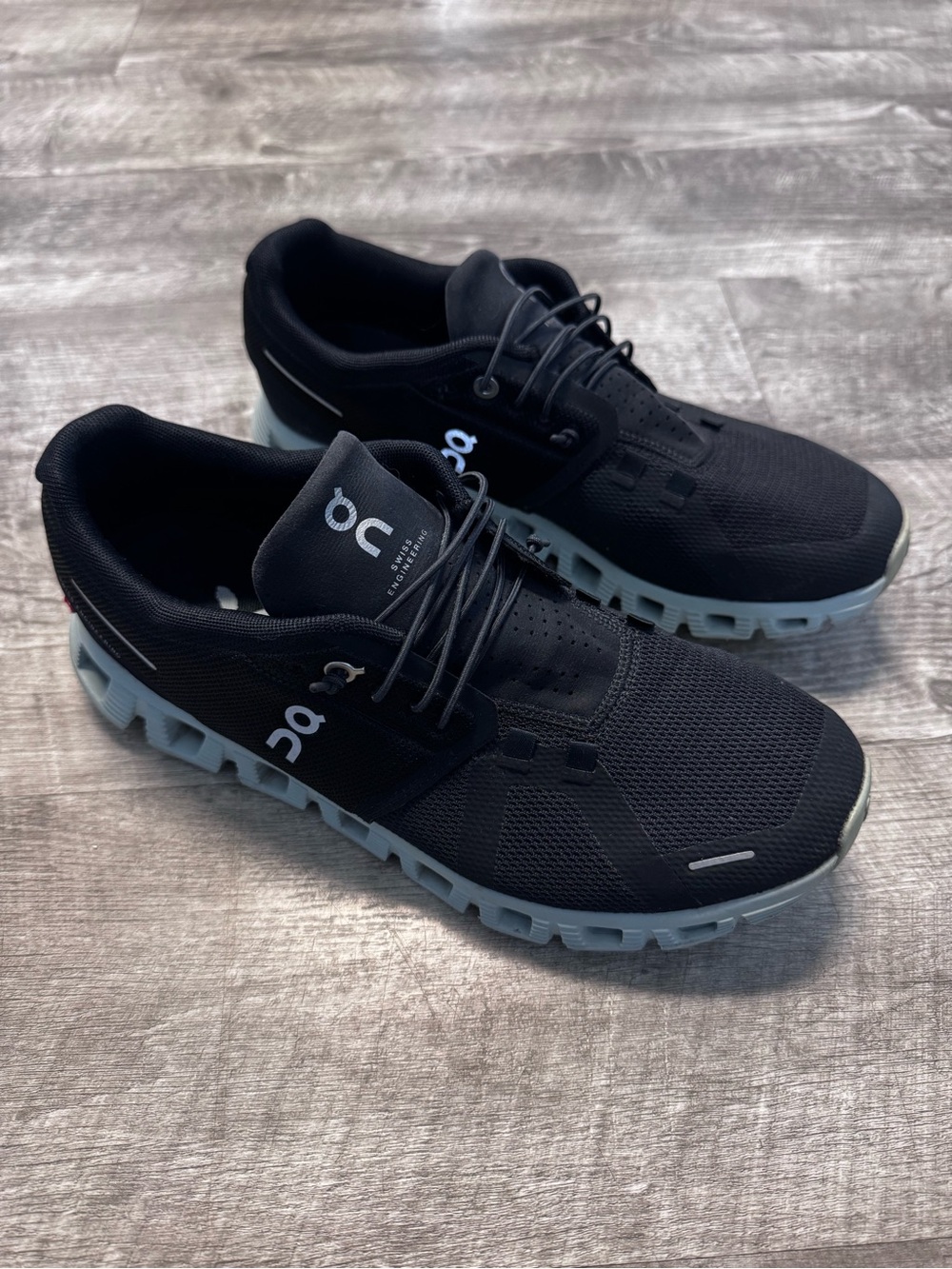 On Cloud 5 Running Shoes Magnet Surf Black Teal Women’s Sz. 9.5